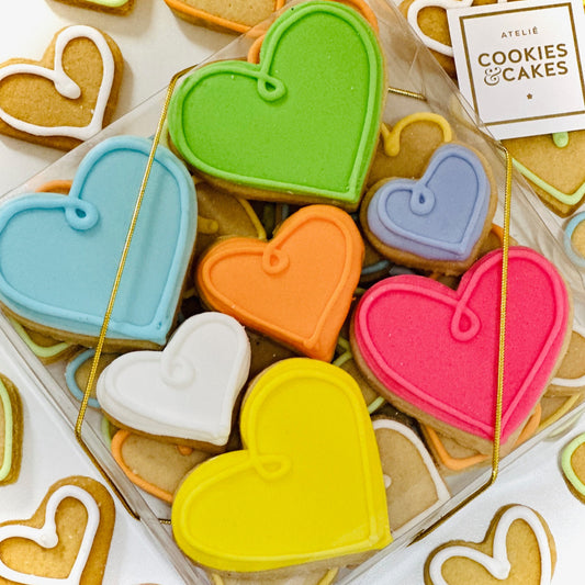 Caixa biscoitos Decorados Corações Coloridos 140g